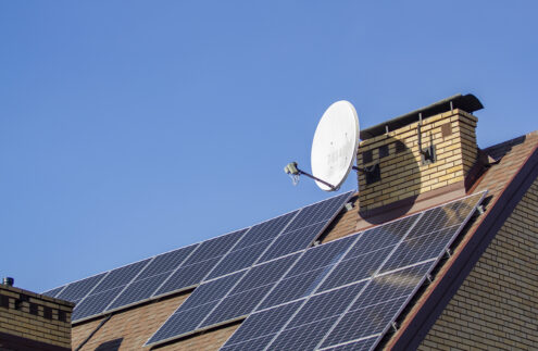 solar-panel-is-roof